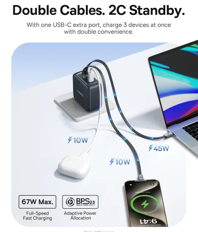 Bộ sạc Baseus Enercore CJ11 đang sạc đồng thời hai thiết bị di động qua cổng USB-C và cáp rút gọn