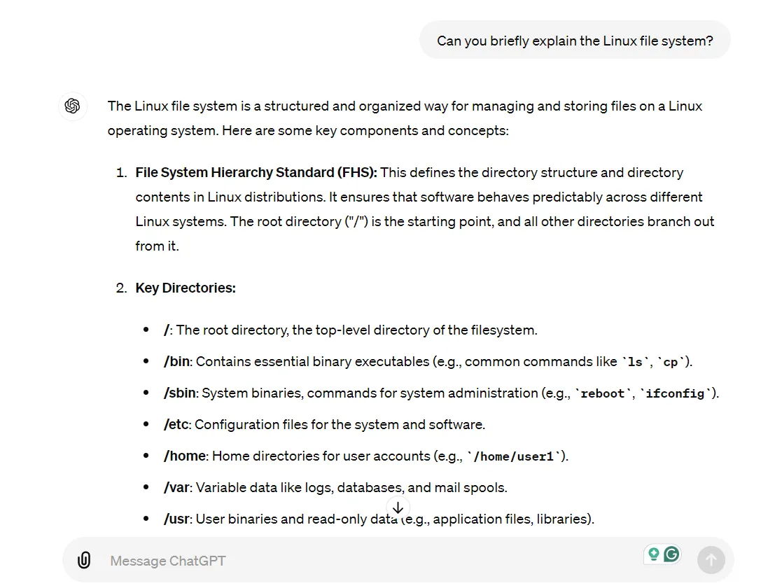 Màn hình hiển thị cuộc trò chuyện với ChatGPT, giải thích cấu trúc hệ thống tập tin Linux, minh họa cách AI có thể hỗ trợ người dùng.
