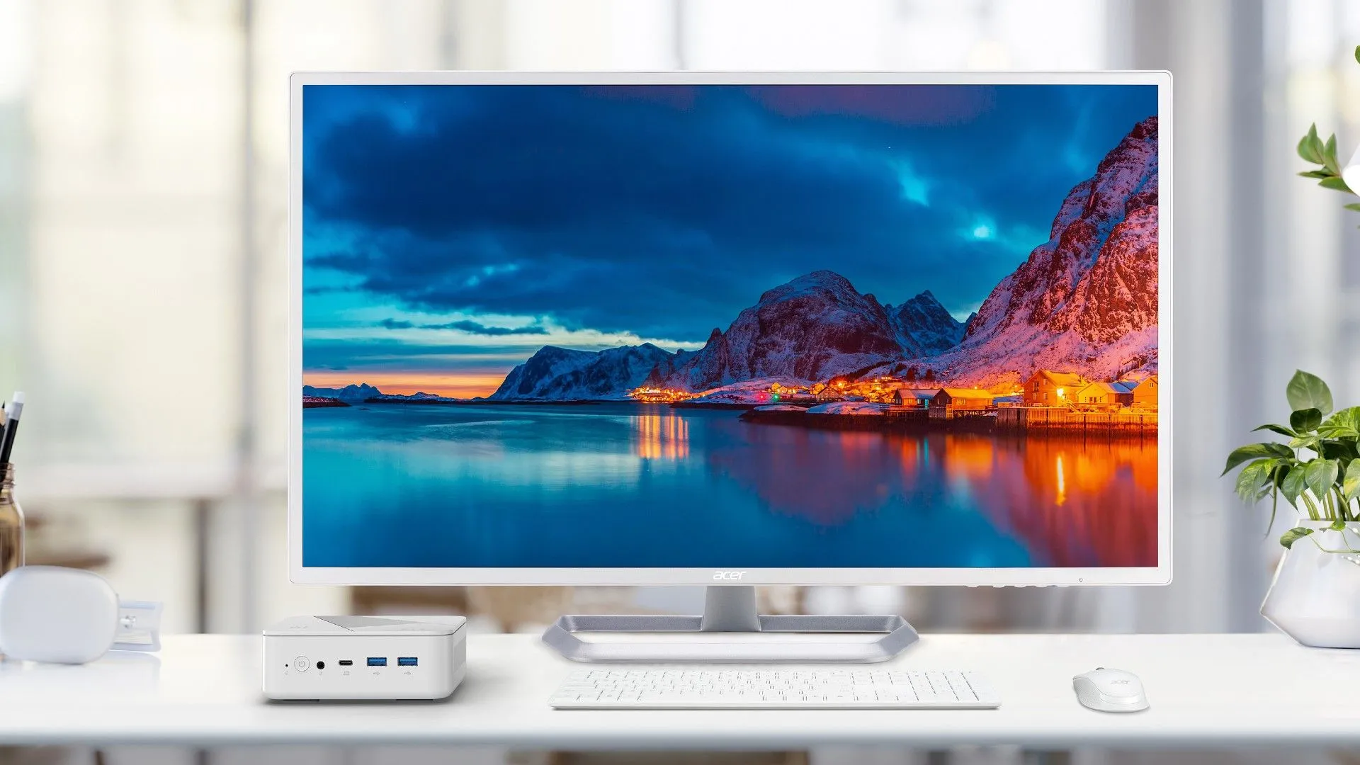 Máy tính mini Acer Revo Box AI đặt trên bàn làm việc, tối ưu cho tác vụ AI