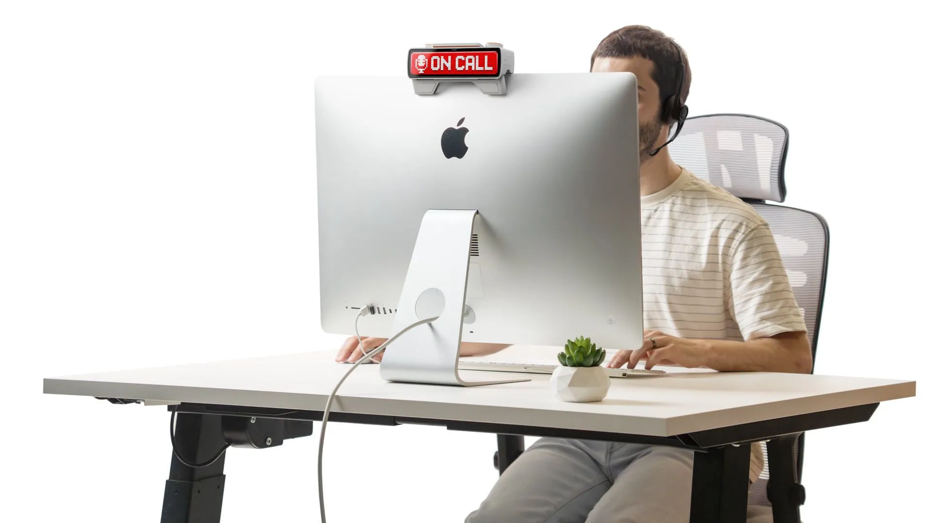 Thiết bị Busy Bar mới ra mắt của các nhà sáng chế Flipper Zero