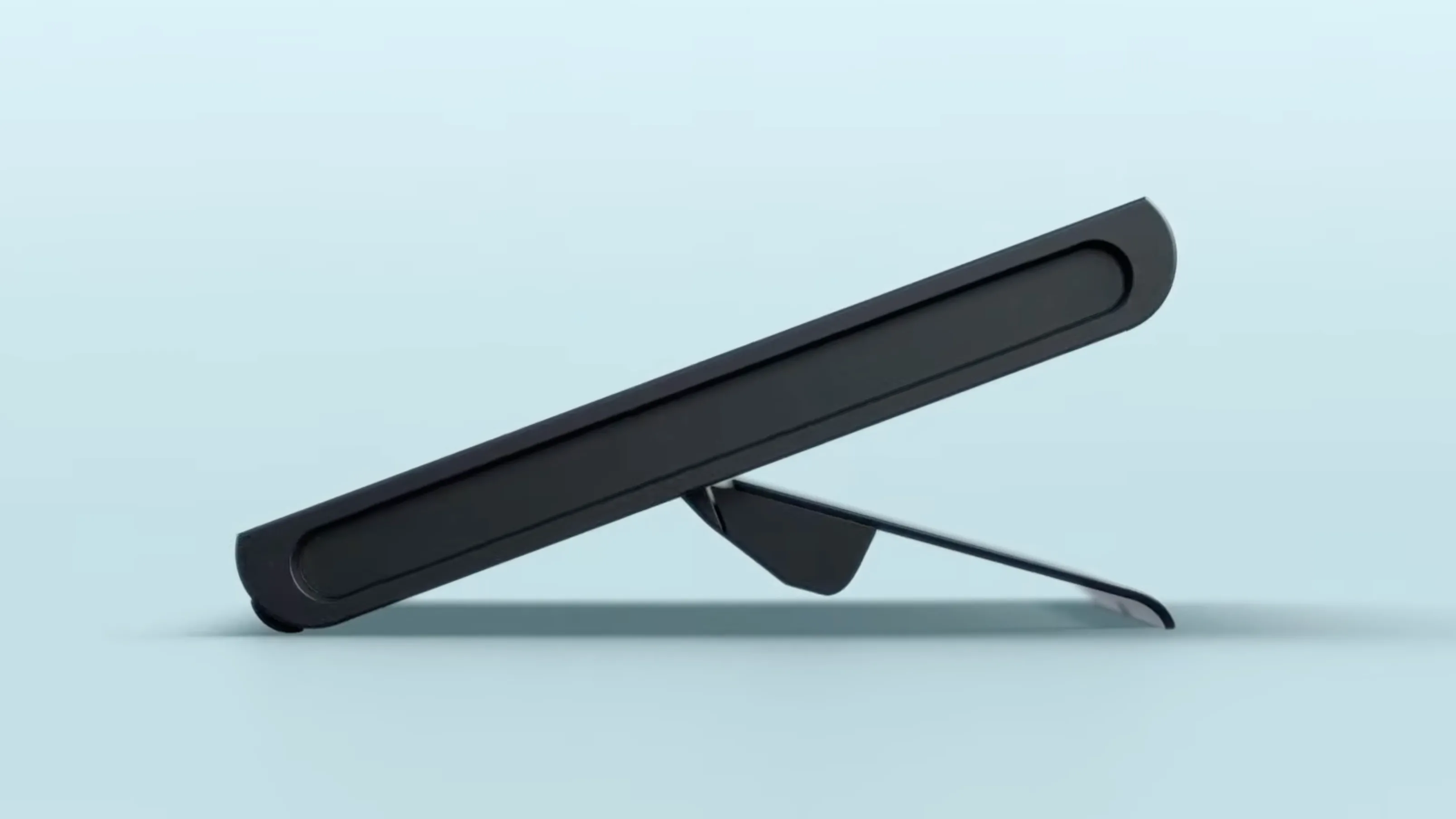 Chân đế kickstand mới của Nintendo Switch 2 chạy dọc thân máy, cho phép điều chỉnh góc độ linh hoạt, gần như nằm phẳng.