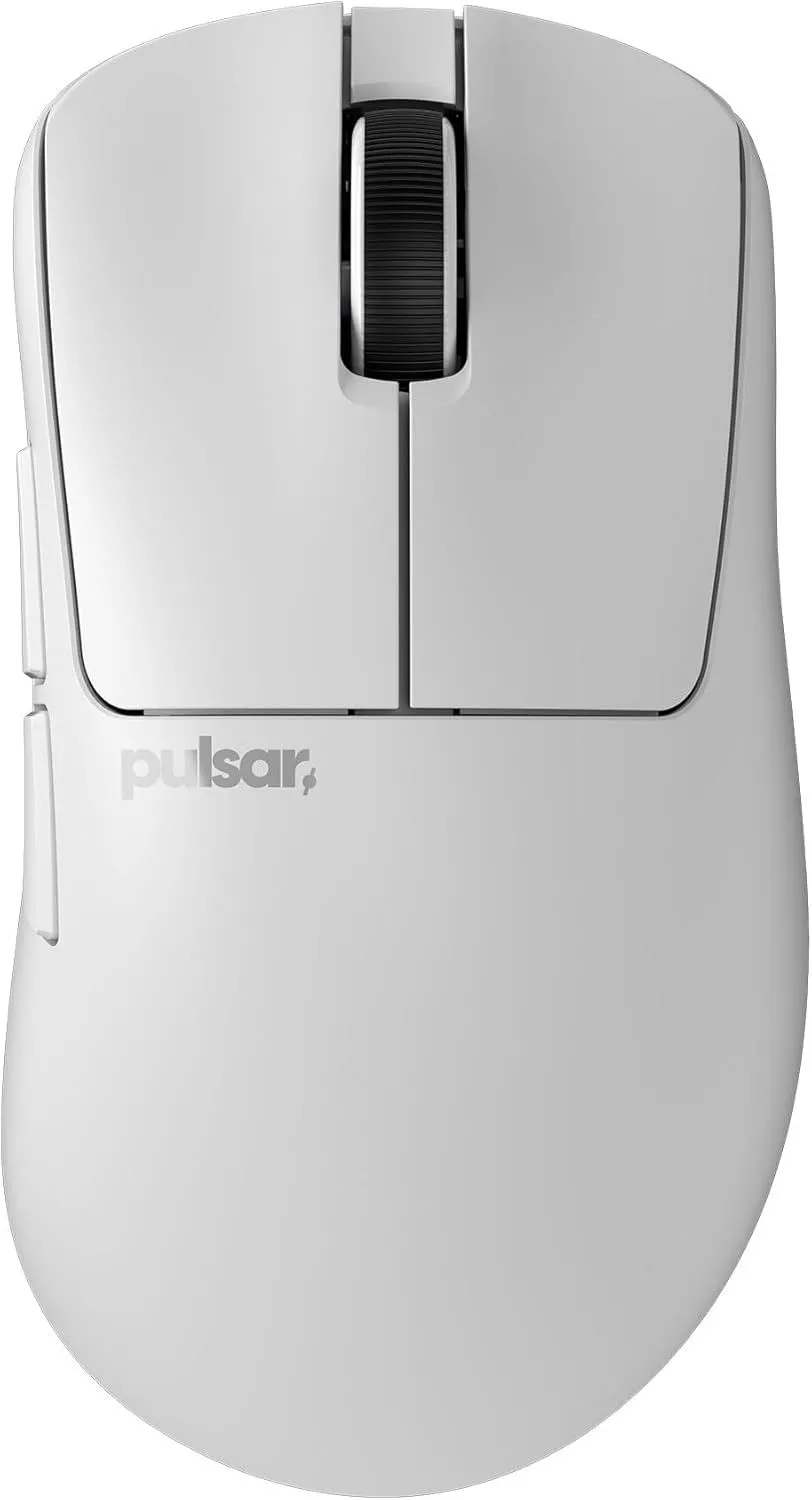 Chuột Pulsar Xlite V3 từ góc nhìn phía trước, làm nổi bật thiết kế vỏ rỗng giảm trọng lượng và các nút bấm phản hồi nhanh.