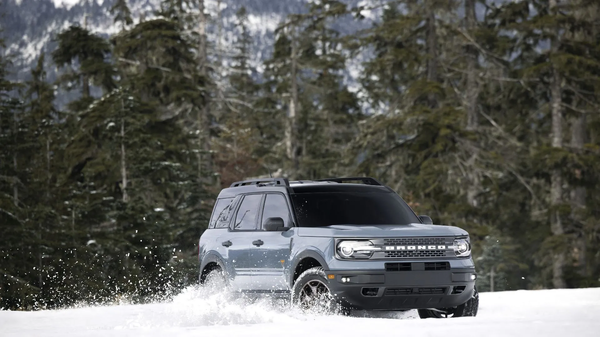 Ford Bronco Sport 2025 vượt địa hình tuyết