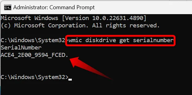 Giao diện Command Prompt hiển thị số serial của ổ cứng trên Windows.