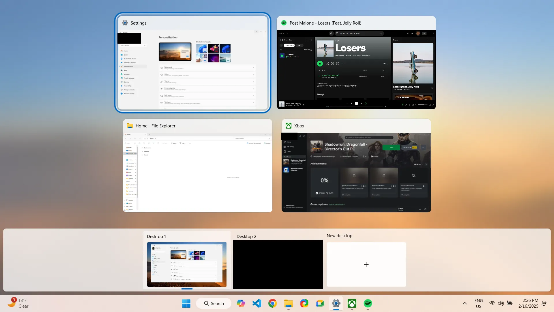 Giao diện Task View (Xem tác vụ) của Windows 11, hiển thị các cửa sổ và máy tính để bàn ảo, minh họa phím tắt Win+Tab.