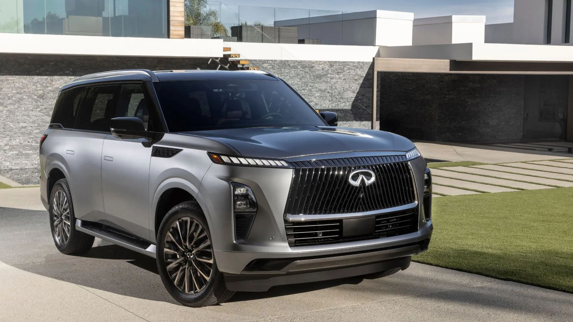 Infiniti QX80 2025 hoàn toàn mới đẳng cấp