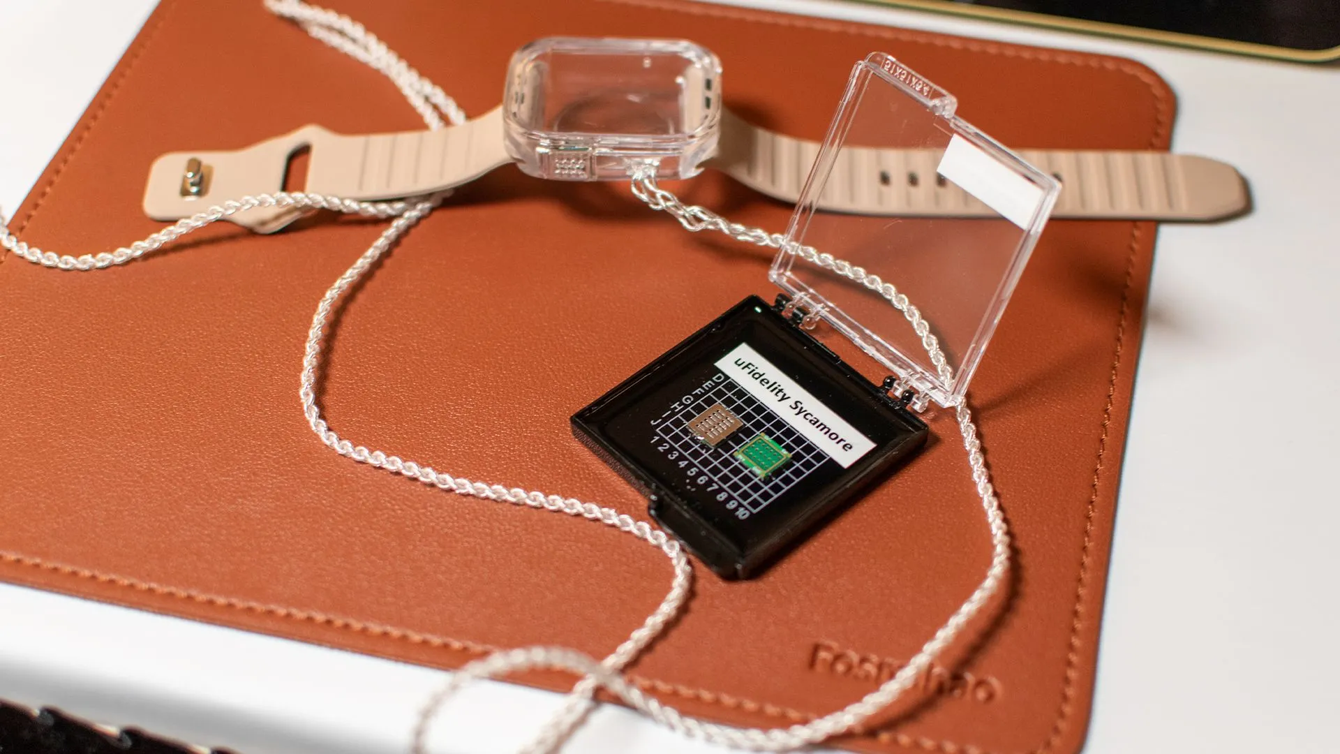 Loa thể rắn xMEMS Sycamore-W nhỏ gọn đột phá, giúp tối ưu không gian bên trong các thiết bị đeo tay thông minh như smartwatch