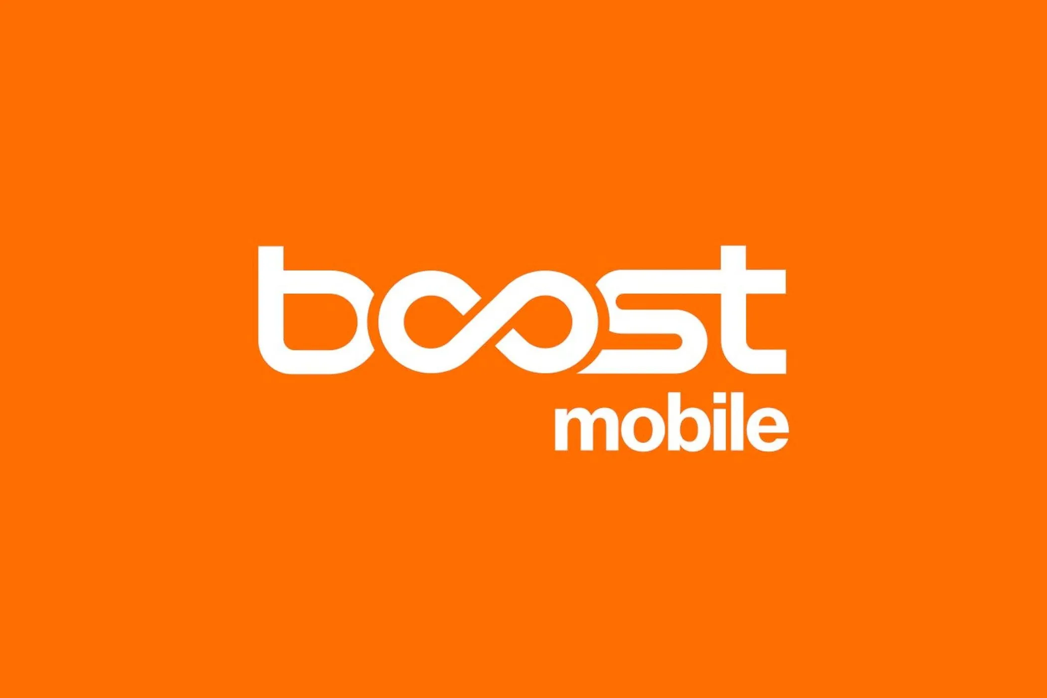 Logo Boost Mobile trên nền cam, thể hiện sự phát triển của nhà mạng di động này.