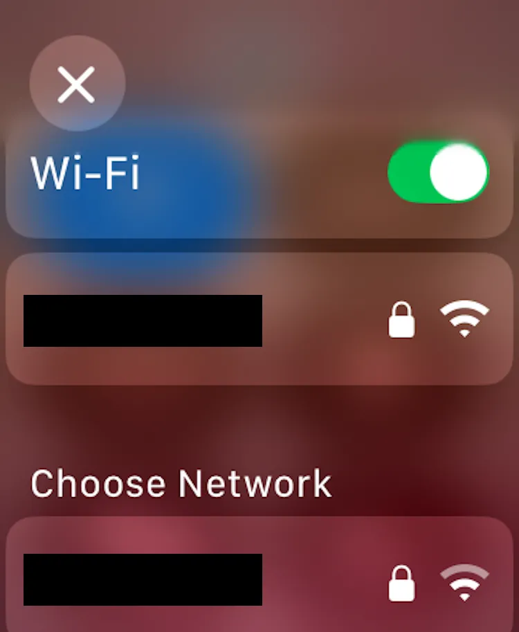 Màn hình cài đặt Wi-Fi trên Apple Watch, hiển thị danh sách các mạng Wi-Fi có sẵn và tùy chọn bật/tắt Wi-Fi.