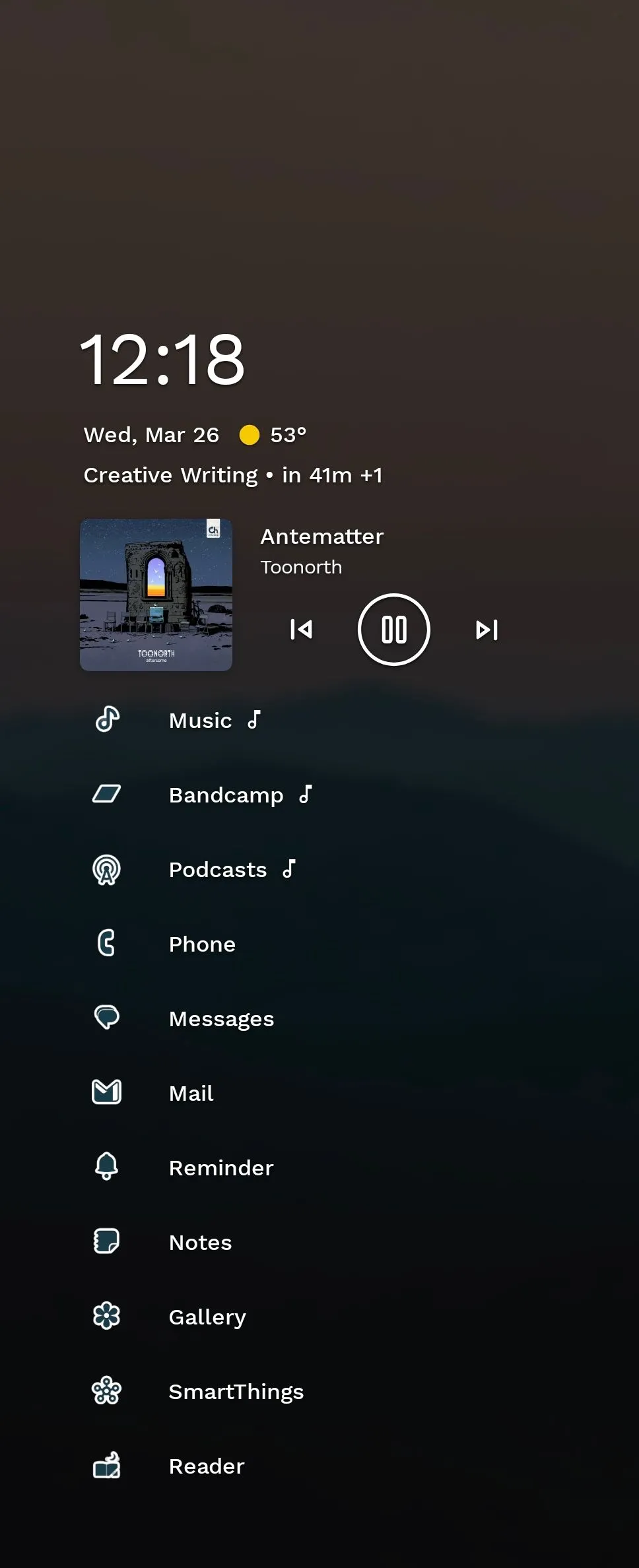 Màn hình chính của Niagara Launcher với các biểu tượng ứng dụng đã được cá nhân hóa bằng gói icon tùy chỉnh.