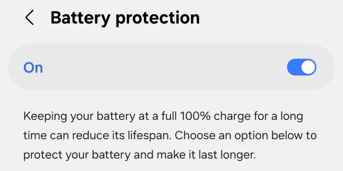 Màn hình tùy chọn các chế độ Bảo vệ pin trên Galaxy S25