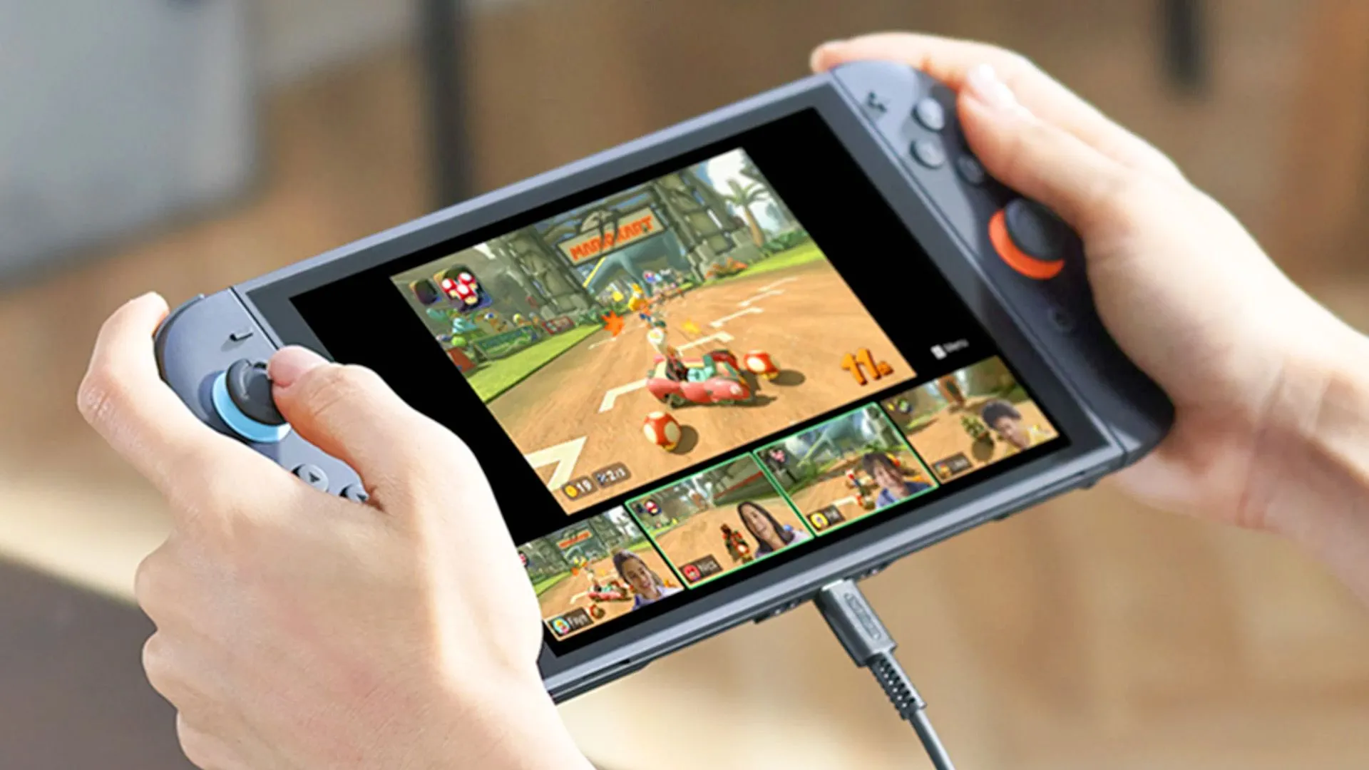Người dùng trải nghiệm chơi game trên Nintendo Switch 2 ở chế độ cầm tay, tận dụng sức mạnh của chip NVIDIA tùy chỉnh.