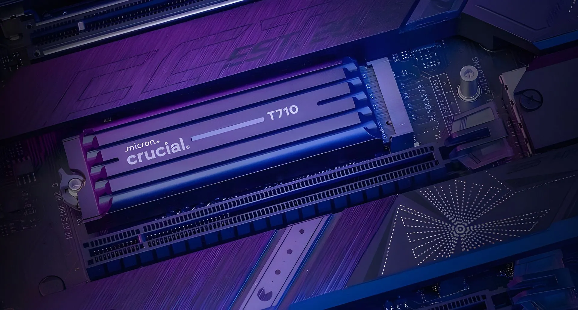 Ổ cứng SSD Crucial T710 PCIe Gen 5 8TB, mang lại hiệu năng và dung lượng lưu trữ ấn tượng.