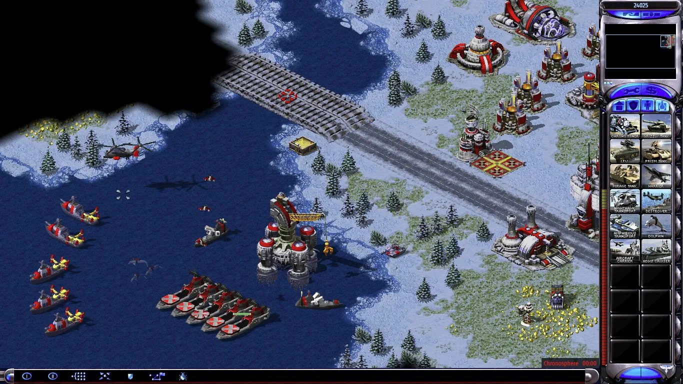 Quân đội Liên Xô và căn cứ trong game chiến thuật Red Alert 2: Chrono Divide trên trình duyệt