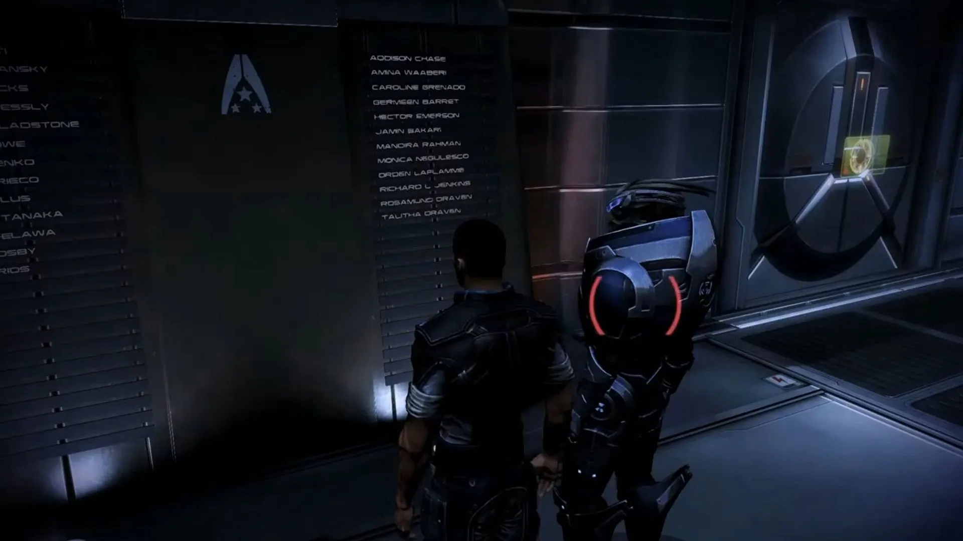 Shepard và Garrus tại bức tường tưởng niệm trong Mass Effect 3, đại diện cho những lựa chọn và hậu quả khó khăn, không &quot;hoàn hảo&quot; trong game nhập vai.