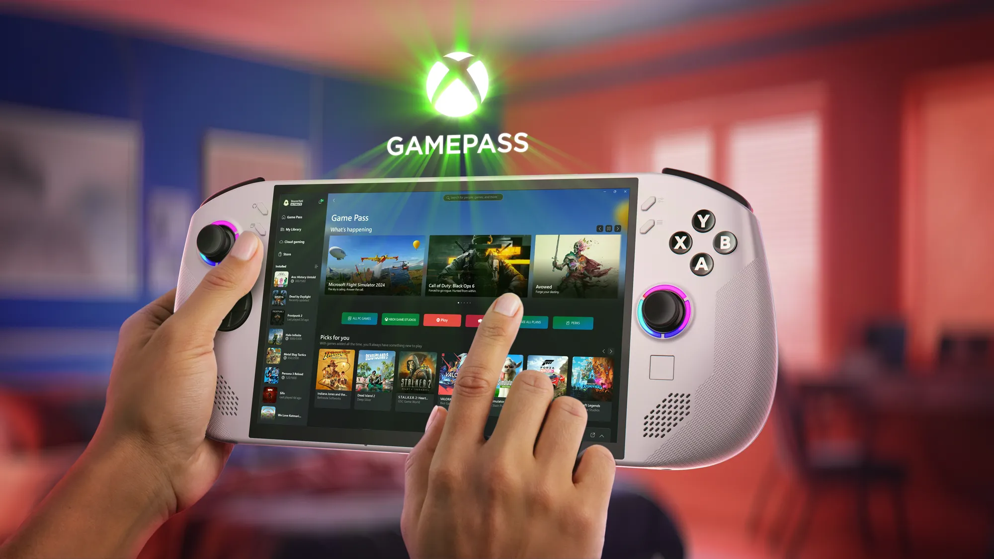Thiết bị Legion Go S màu trắng băng hiển thị Xbox Game Pass
