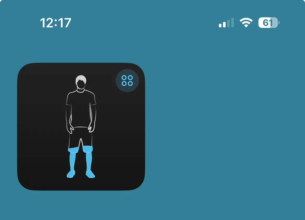Widget Waterminder trên iPhone hiển thị biểu tượng một người với mức nước hiện tại đã nạp vào cơ thể, giúp theo dõi lượng nước uống hàng ngày.