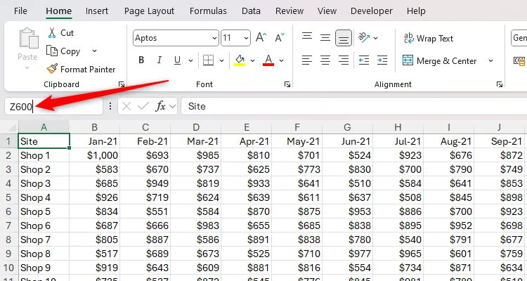 Điều hướng nhanh đến ô Z600 bằng cách nhập tham chiếu ô vào hộp Tên trong Excel