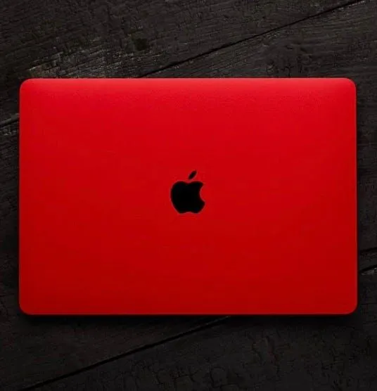 Bộ sưu tập miếng dán skin dbrand cho MacBook với nhiều màu sắc và họa tiết độc đáo, cá nhân hóa thiết bị của bạn.
