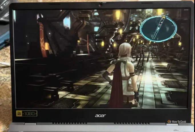 Game Final Fantasy 13 đang chạy mượt mà trên Chromebook Plus, minh chứng cho khả năng gaming ấn tượng.