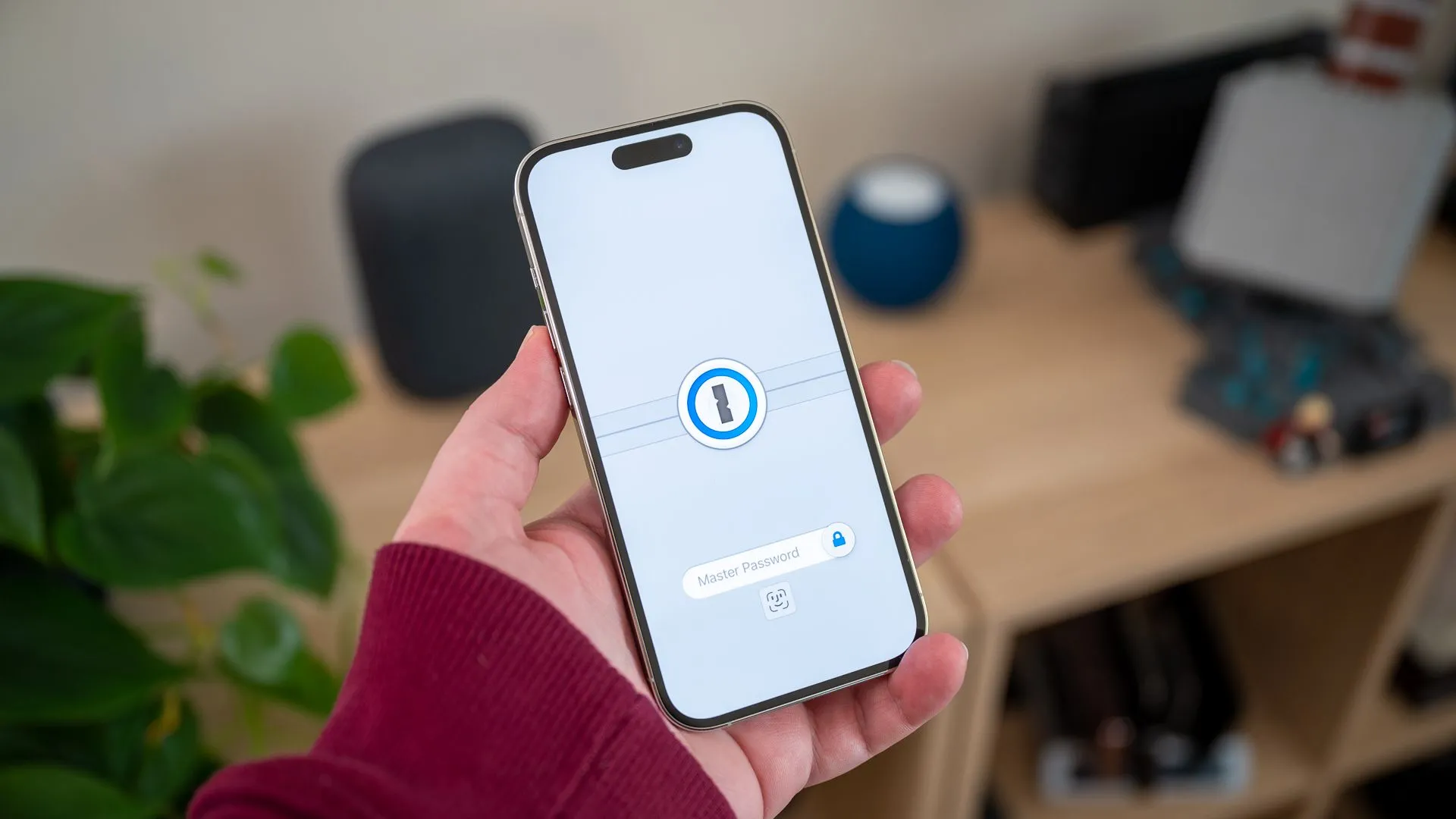 Giao diện ứng dụng 1Password trên iPhone 14 Pro, trình quản lý mật khẩu tốt nhất