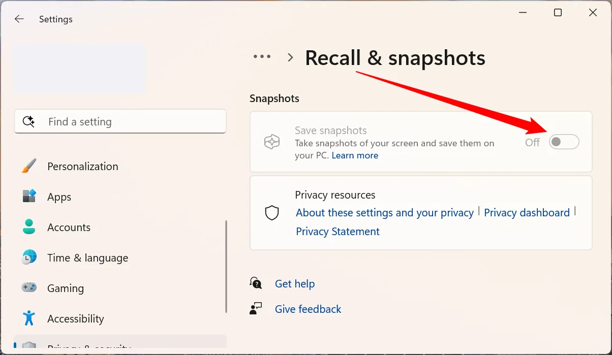 Nút bật/tắt tính năng Lưu ảnh chụp nhanh của Recall đang ở trạng thái Tắt trong cài đặt Windows