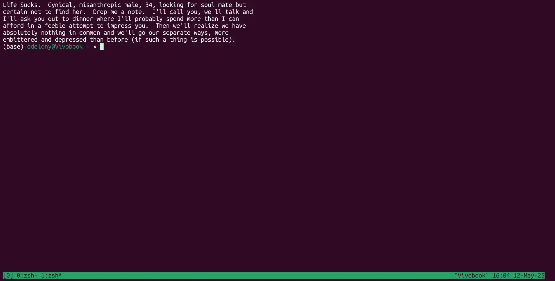 Phiên tmux với nhiều cửa sổ đang hoạt động, hiển thị các tác vụ khác nhau.