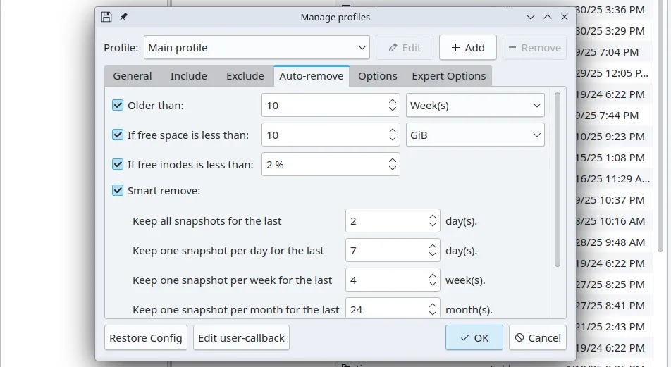 Tab 'Tự động xóa' (Auto-Remove) trong ứng dụng Back in Time, cho phép cấu hình thời gian hoặc điều kiện xóa bản sao lưu cũ